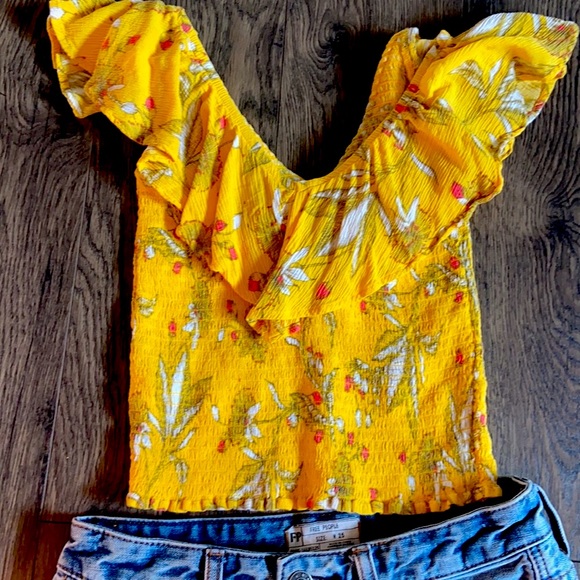 Express Top - Picture 2 of 2